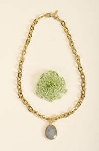Collier Cale