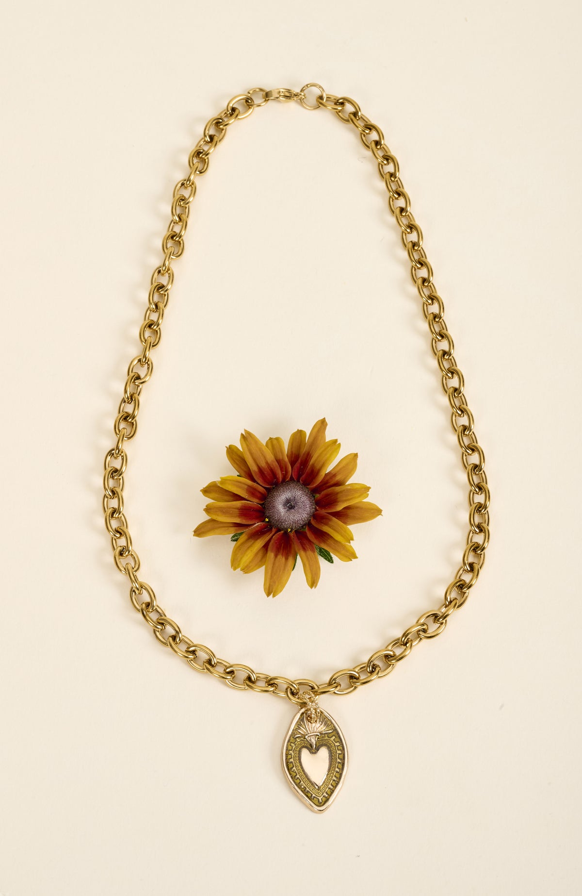 Collier Laki