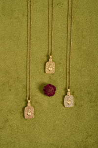 Collier Leif