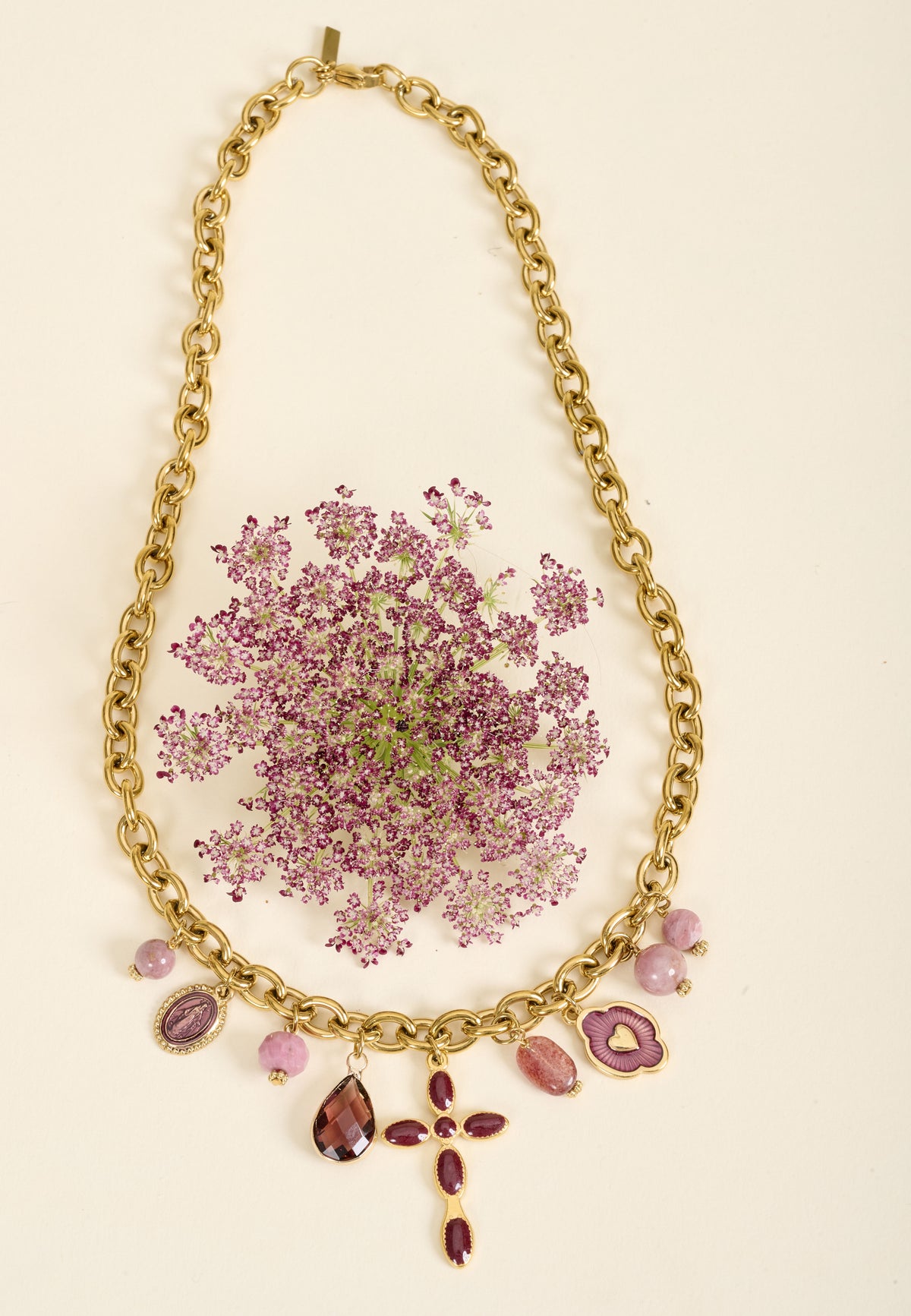 Collier Luan