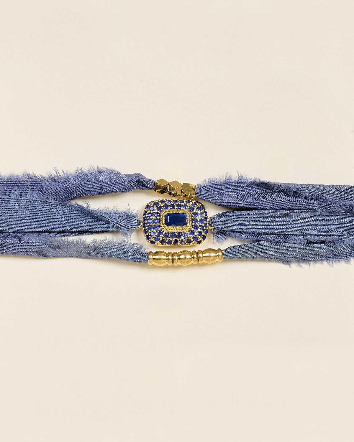 Bracelet soie Aina