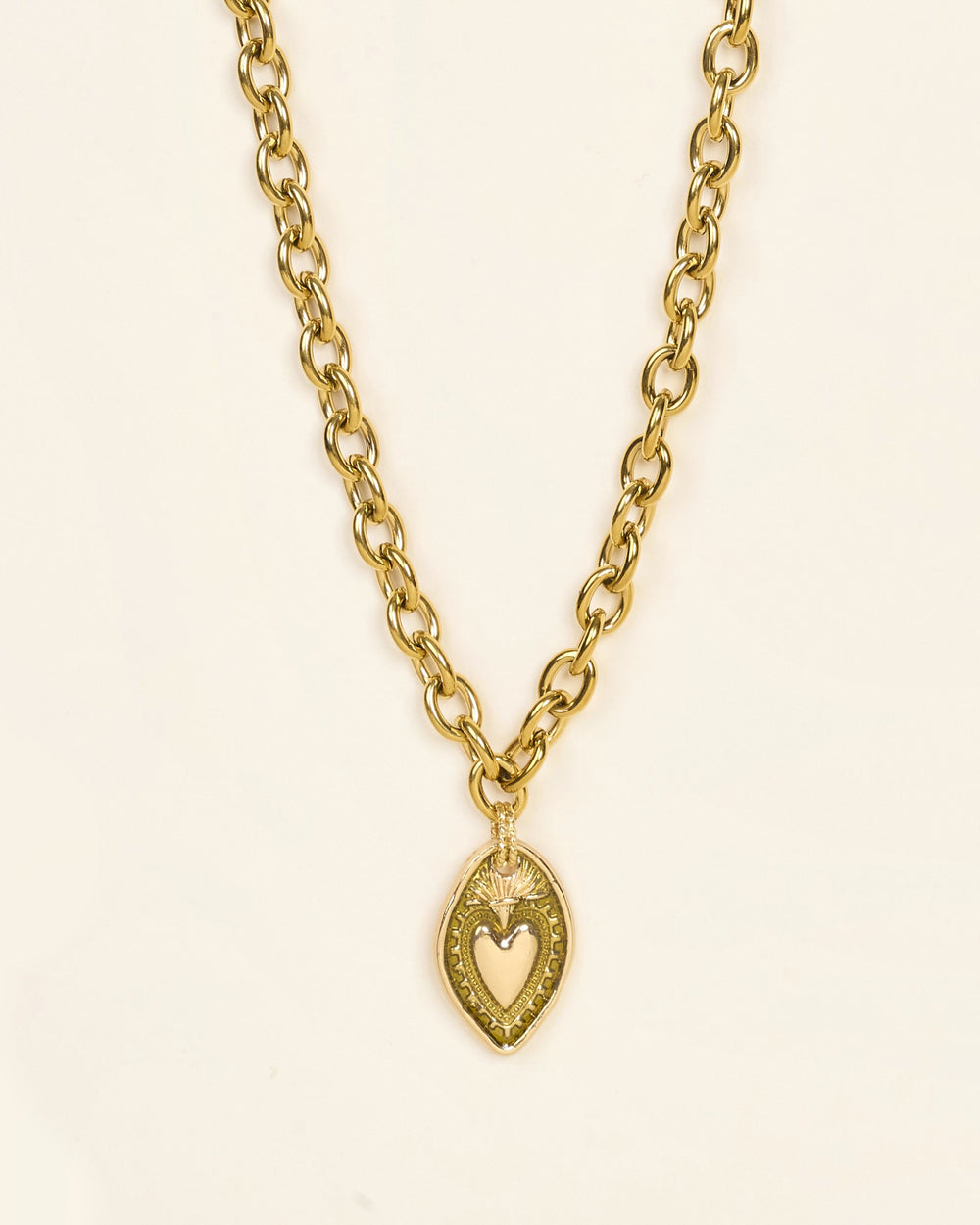 Collier Laki