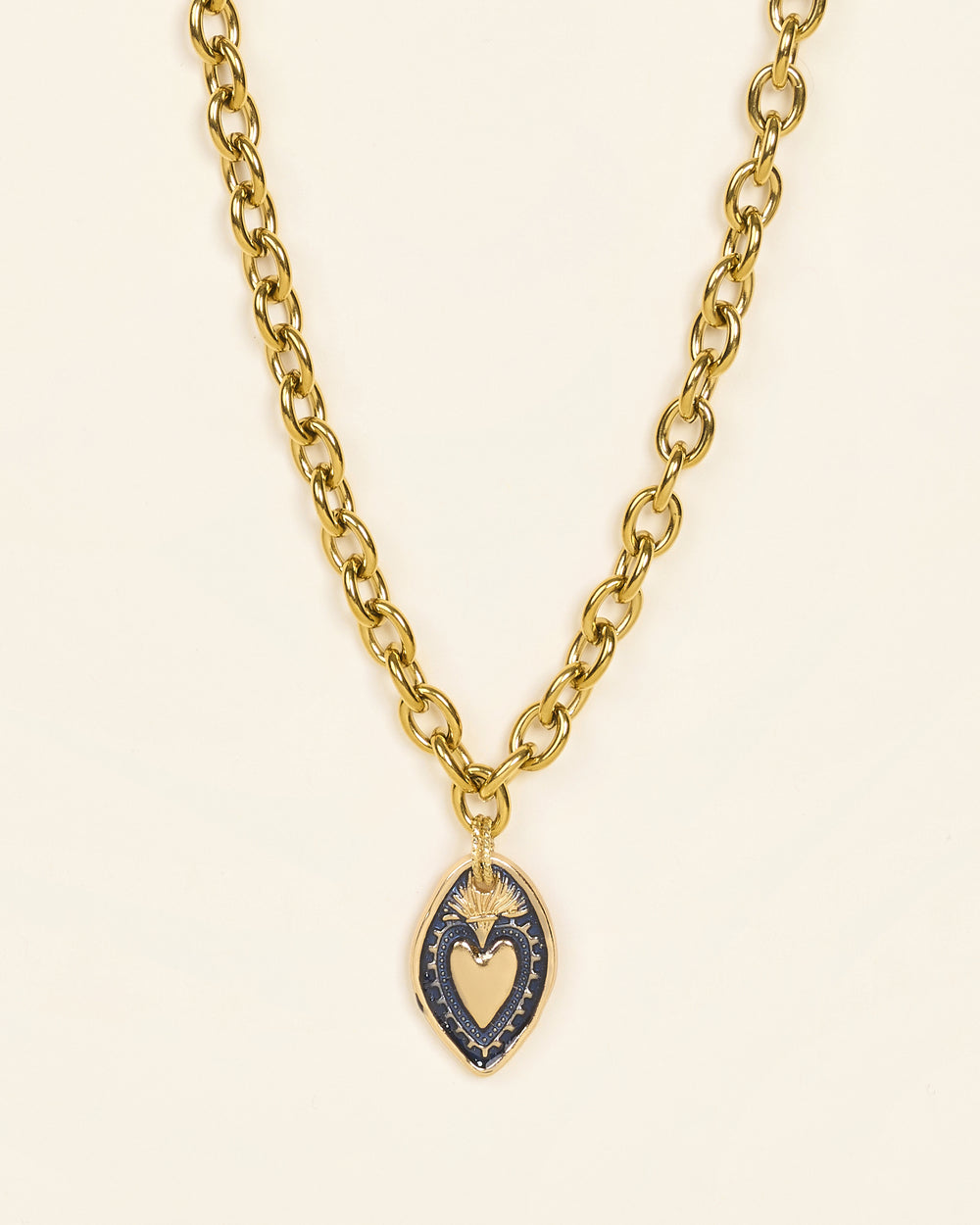 Collier Laki