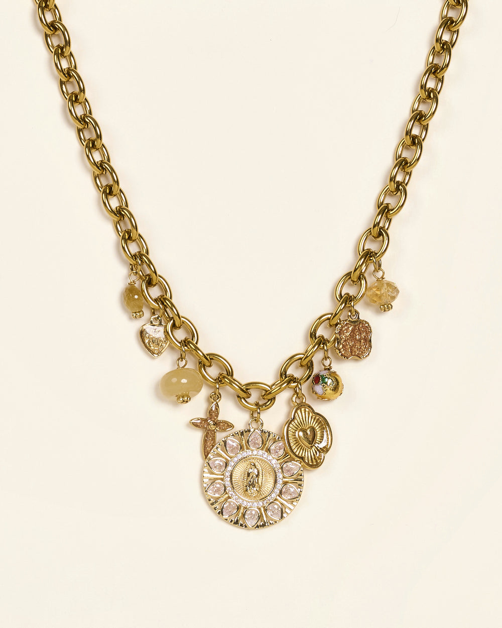 Collier Luan