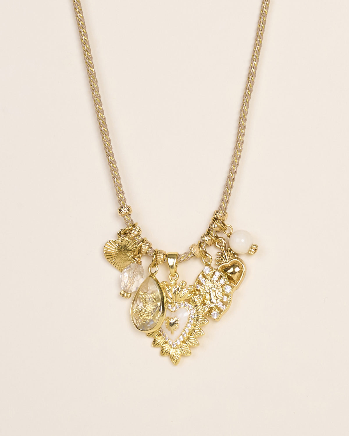 Collier Reno